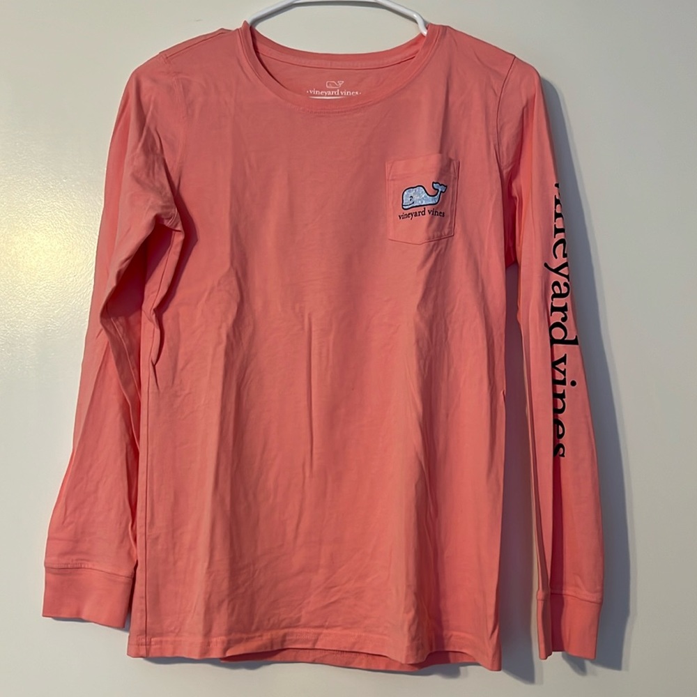 Women’s vineyard vines long sleeve T-shirt